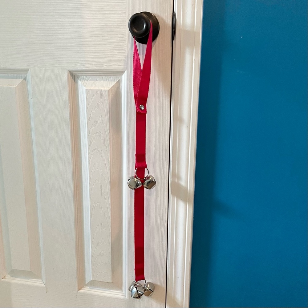 NEW - Dog Potty Training Bells - Red - Picture 2 of 7